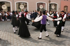 Balli in piazza (Pamela Pielich)